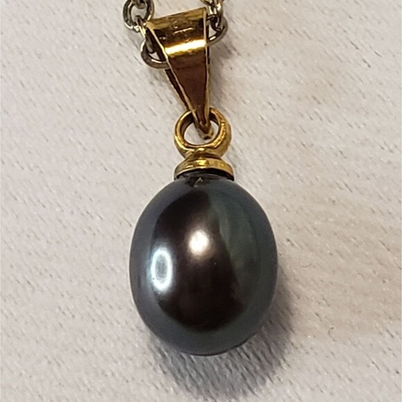 Multicolor Fresh Water Pear Pierced Earrings and Pendant - Picture 2 of 7